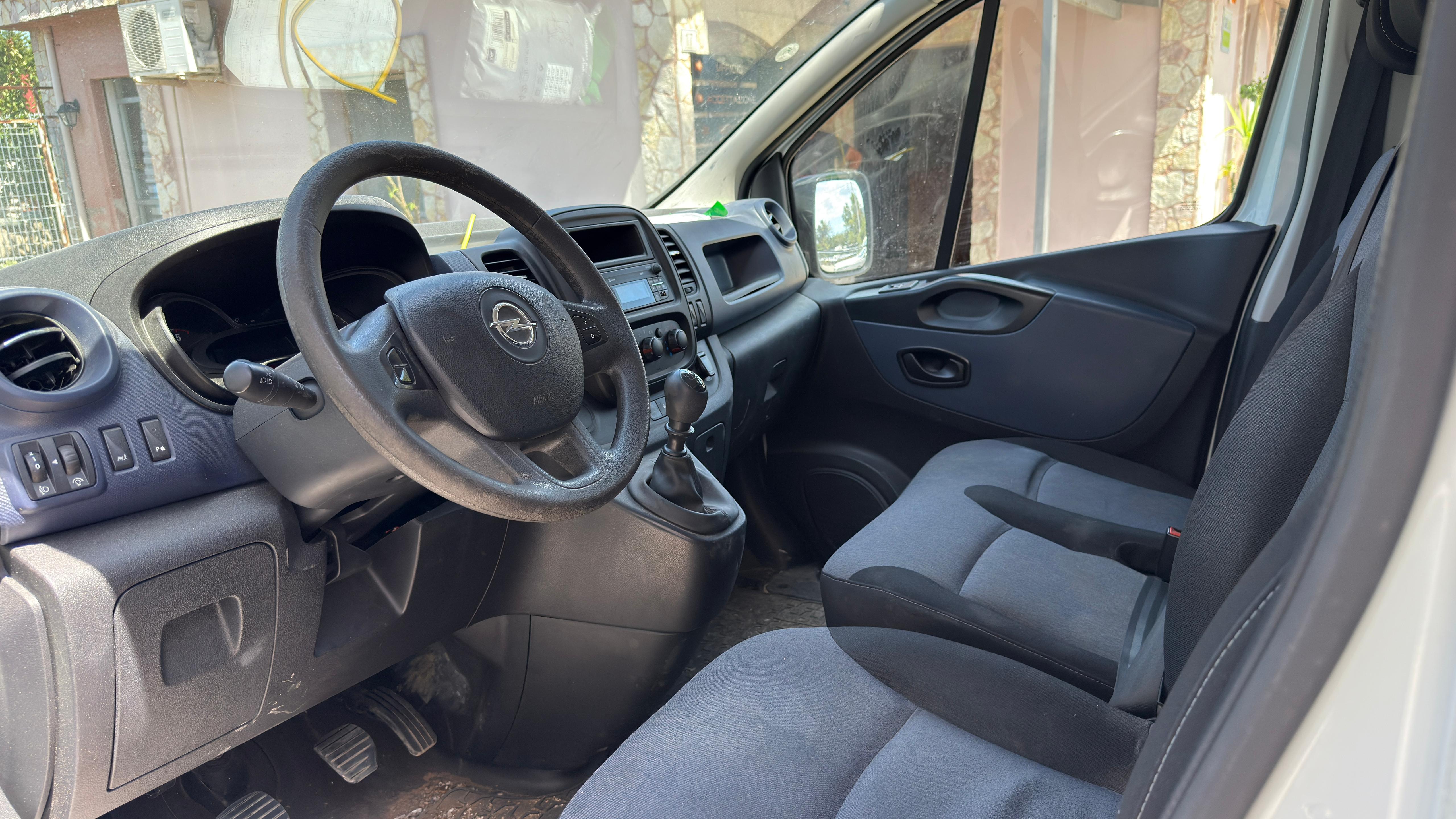 Opel Vivaro 1.6Cdti120Cv. Edition 27 Quintali