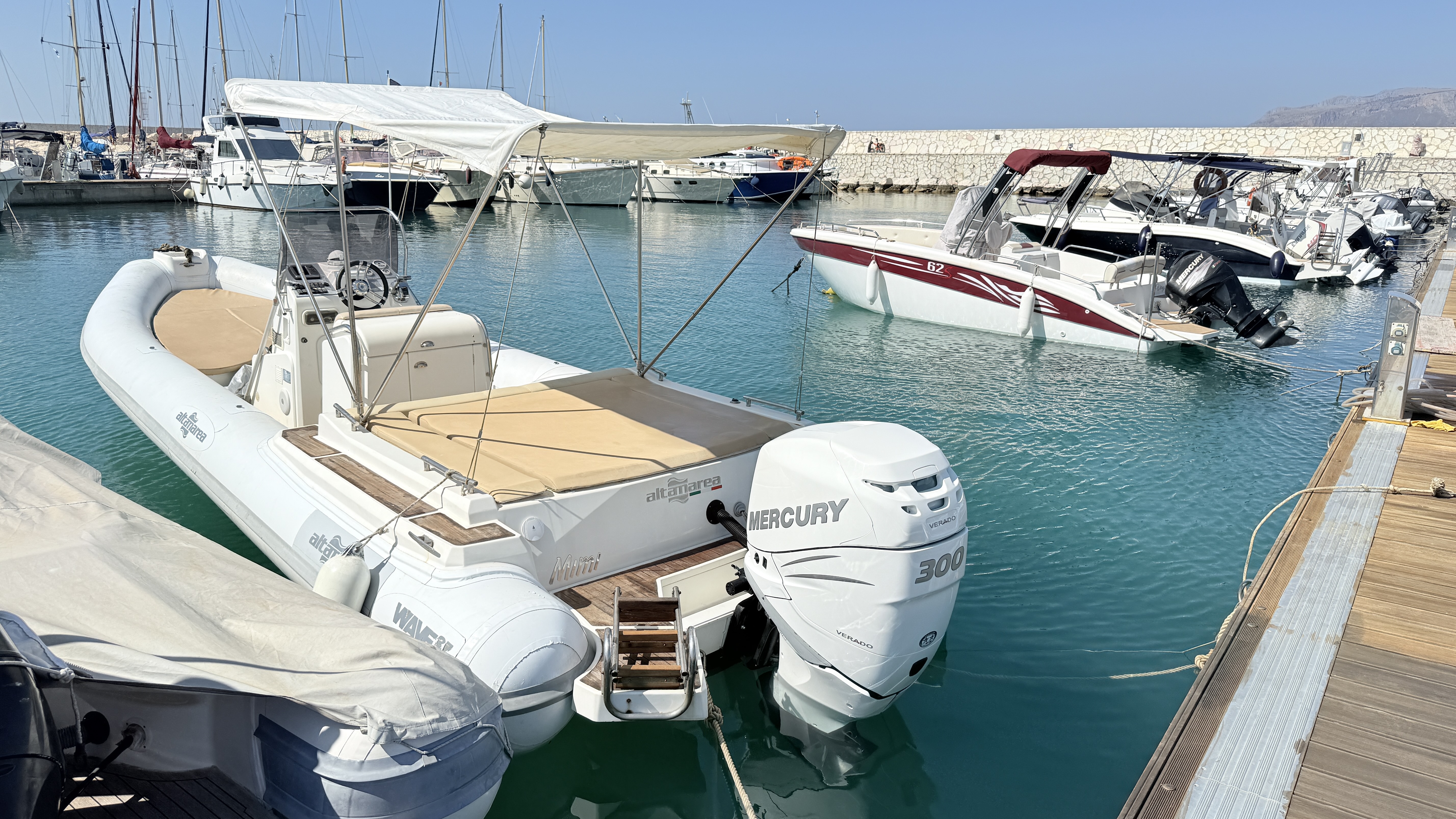 AltaMarea Wave 27 Motorizzato Mercury 300 Verado