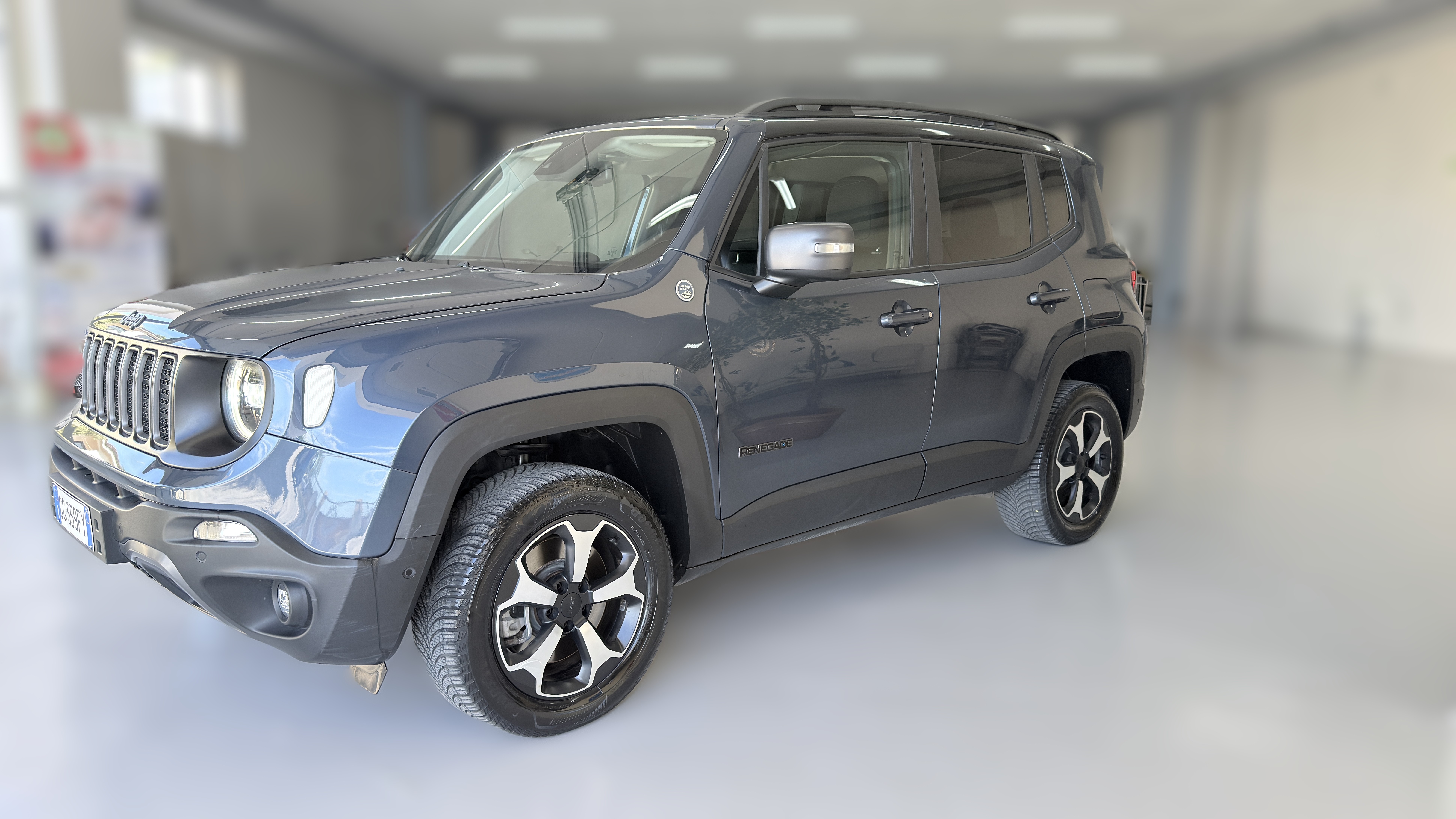 Jeep Renegade 1.3 t4 phev Trailhawk 4xe at6 240Cv.