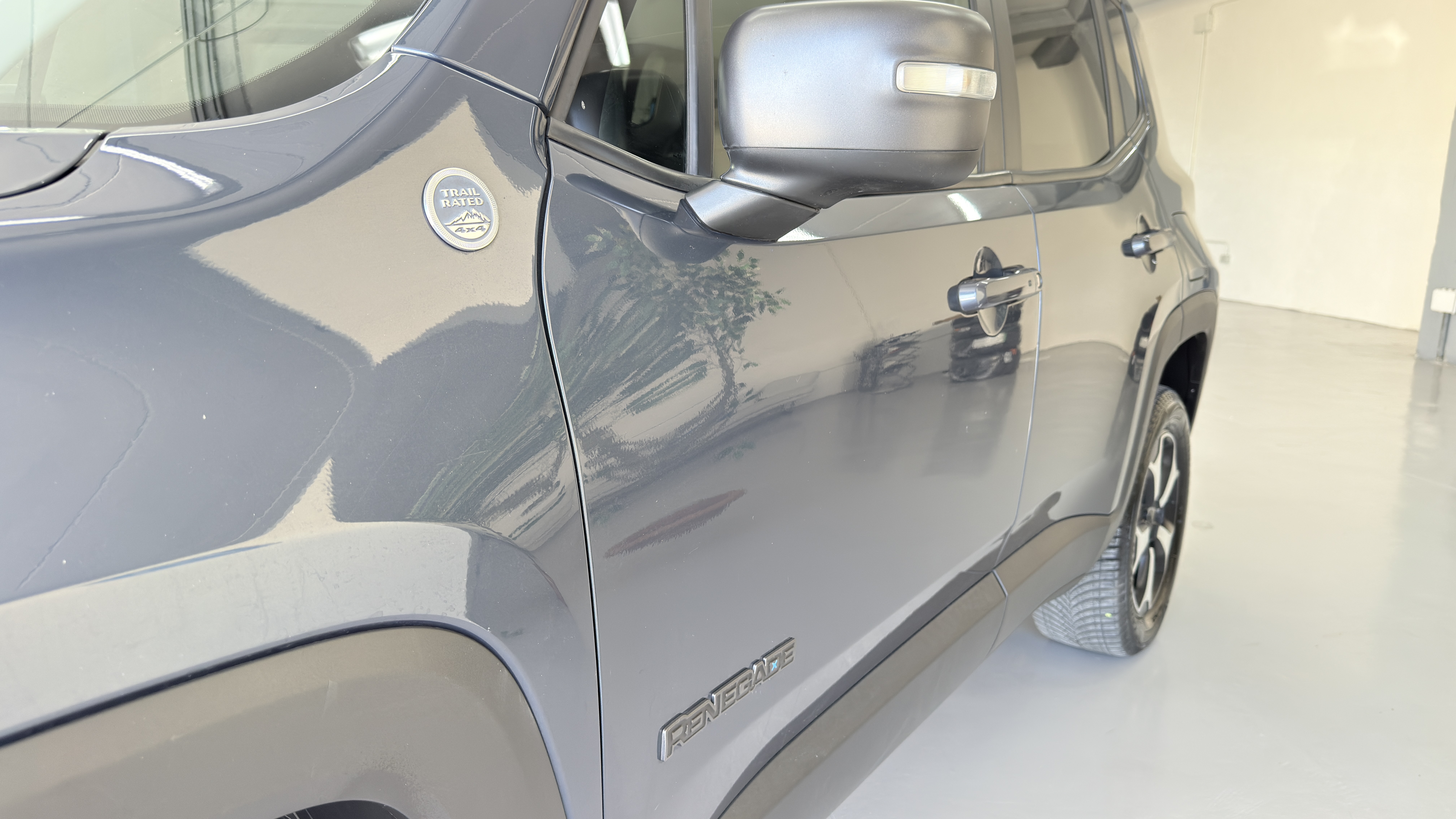 Jeep Renegade 1.3 t4 phev Trailhawk 4xe at6 240Cv.