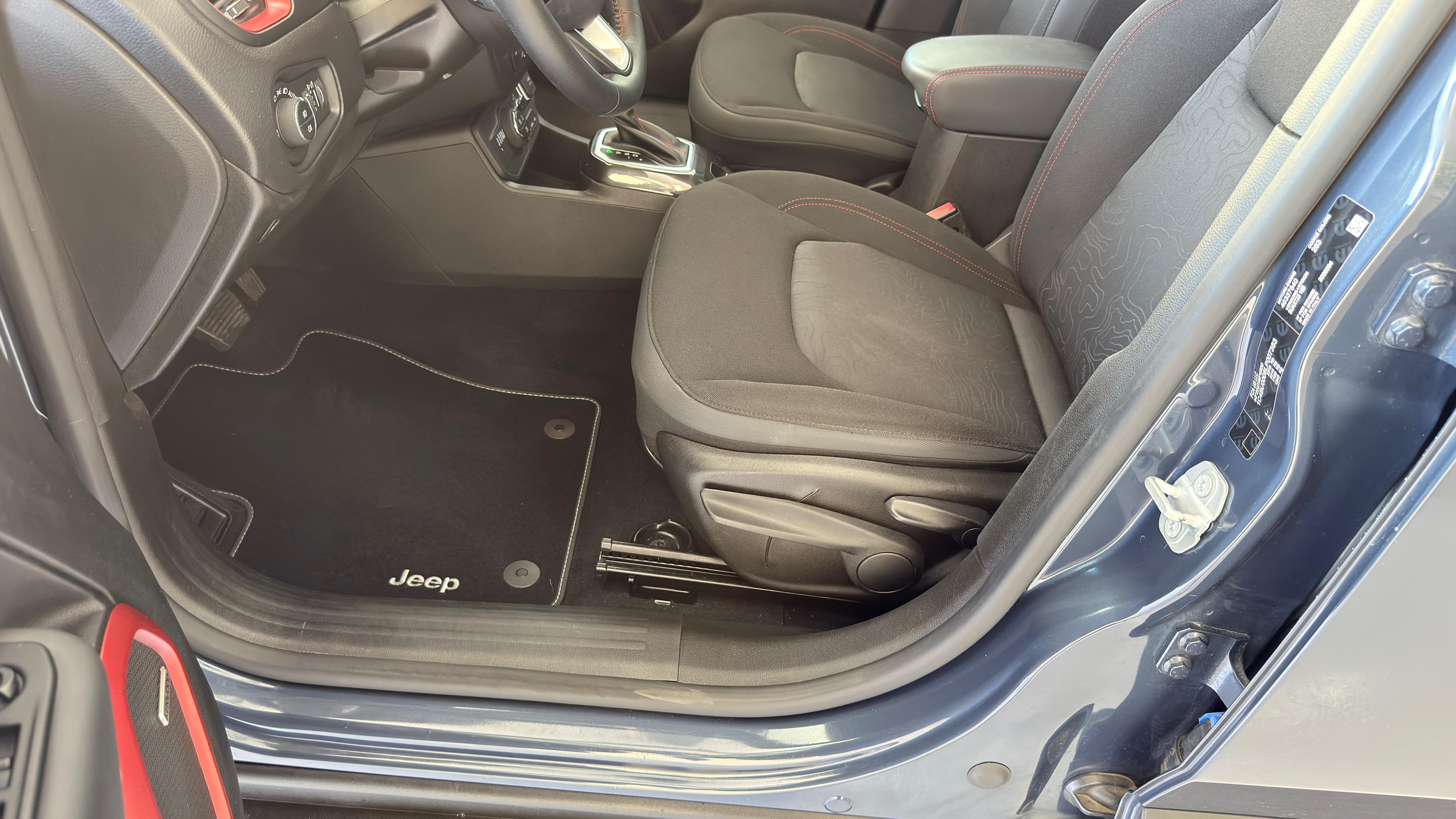 Jeep Renegade 1.3 t4 phev Trailhawk 4xe at6 240Cv.