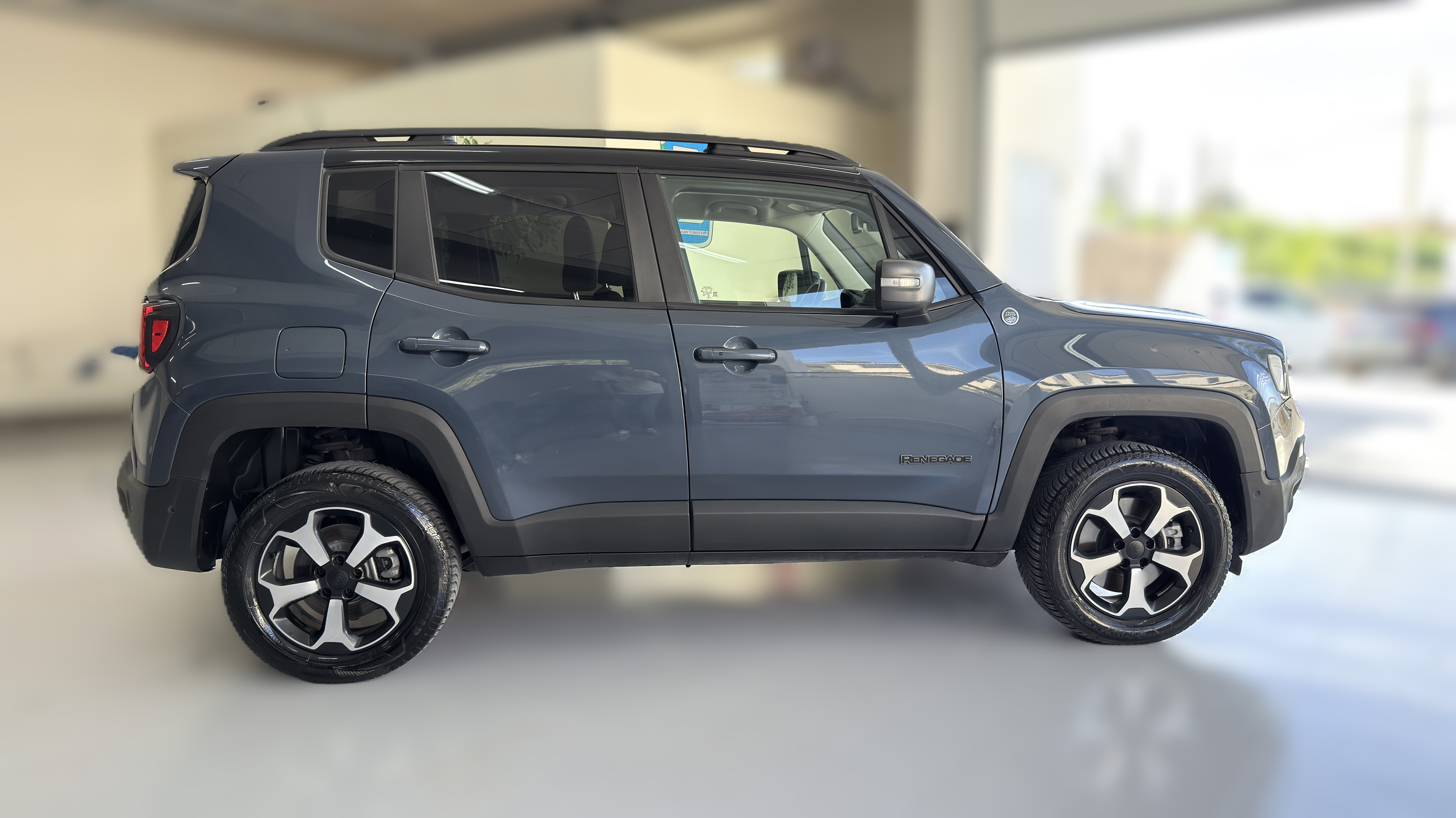 Jeep Renegade 1.3 t4 phev Trailhawk 4xe at6 240Cv.