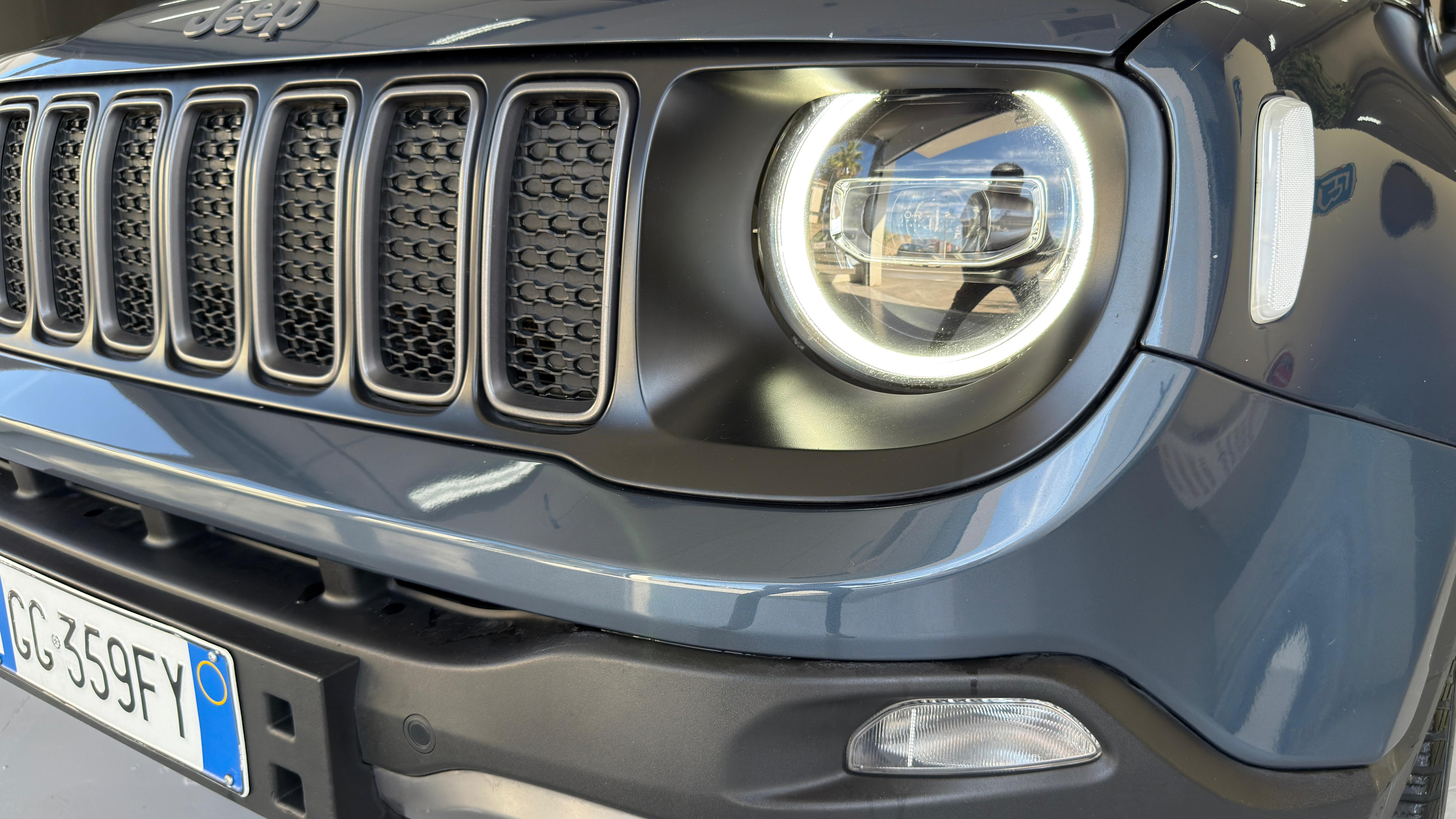 Jeep Renegade 1.3 t4 phev Trailhawk 4xe at6 240Cv.