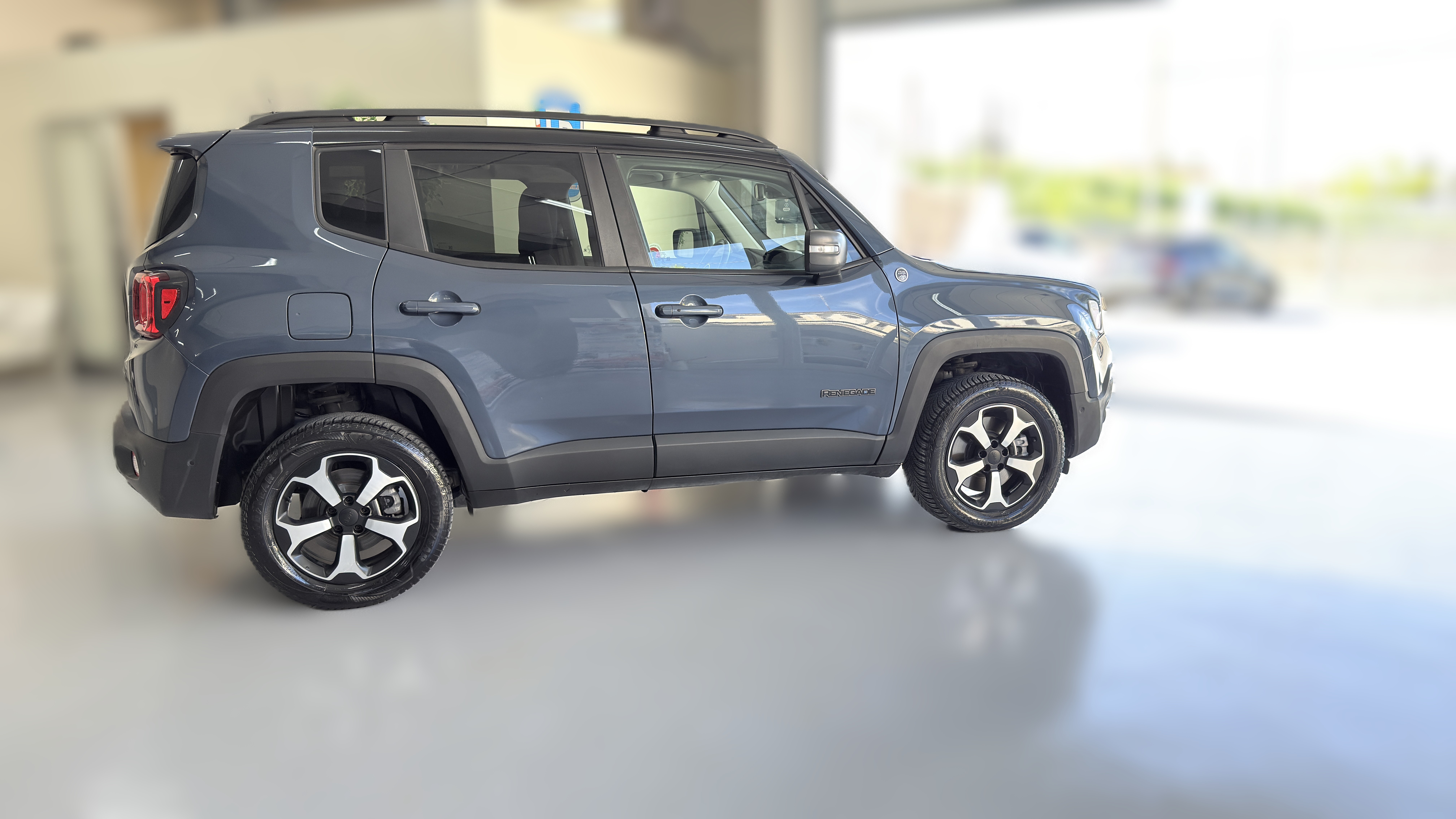 Jeep Renegade 1.3 t4 phev Trailhawk 4xe at6 240Cv.