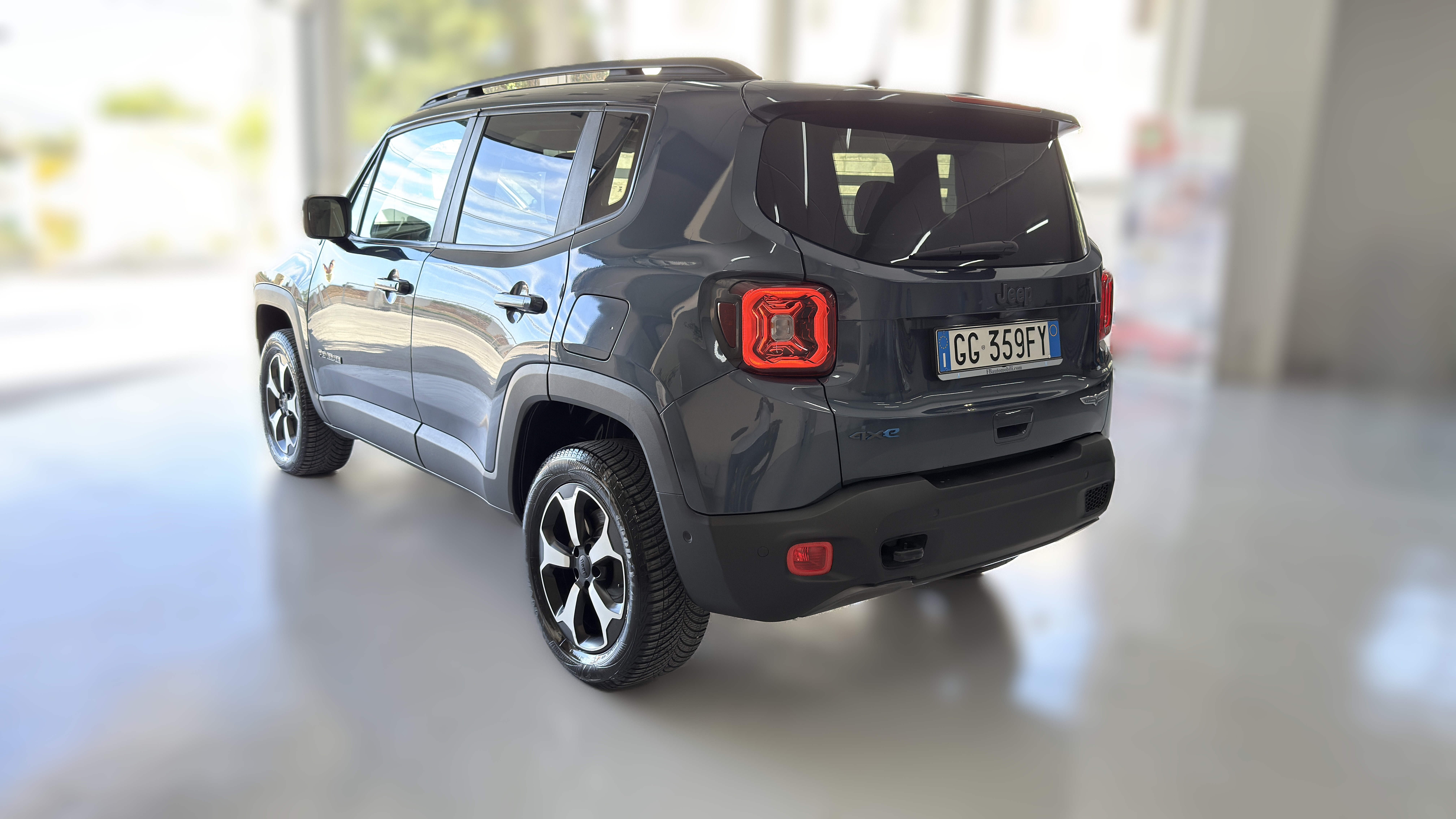 Jeep Renegade 1.3 t4 phev Trailhawk 4xe at6 240Cv.