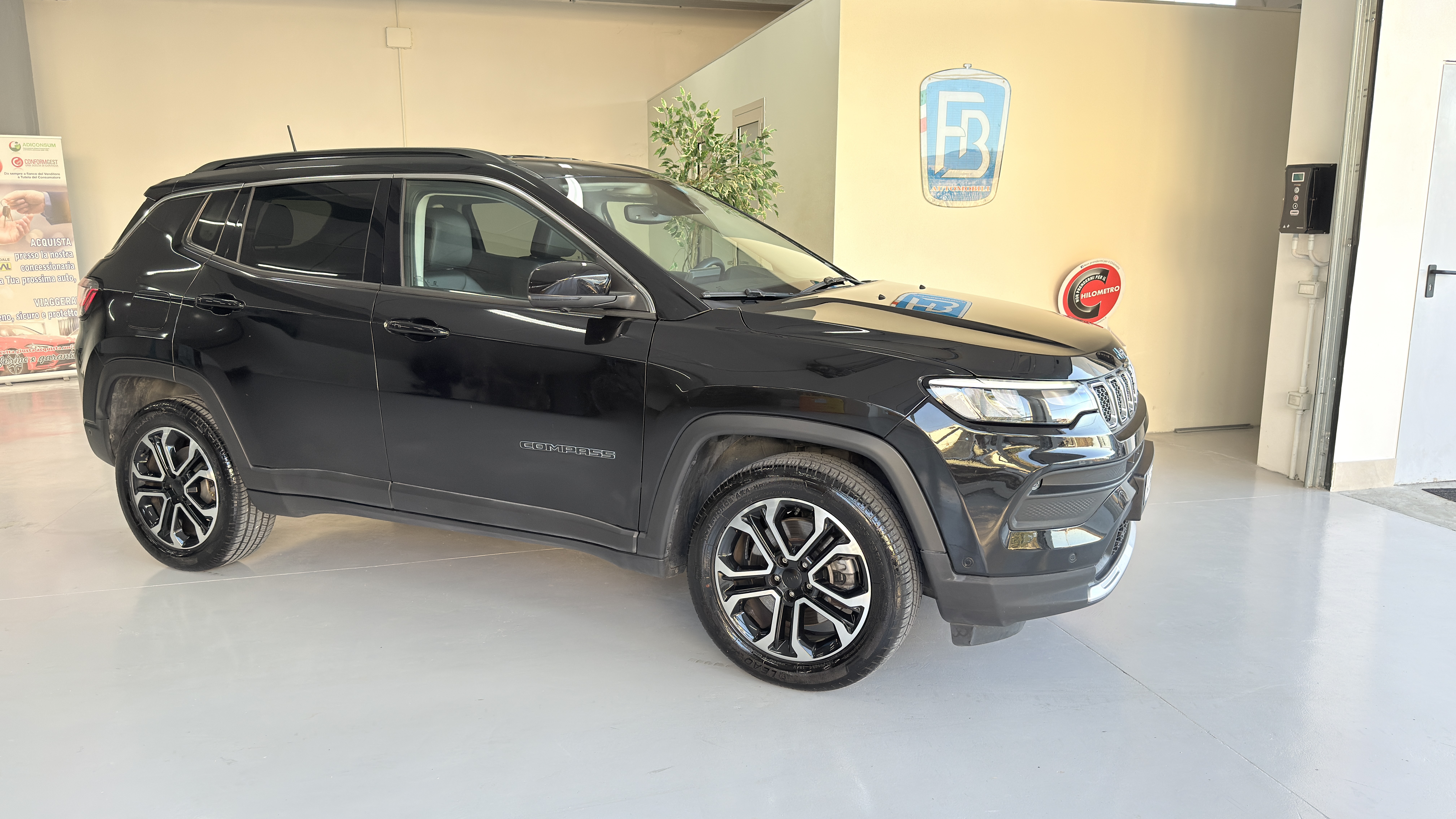 Jeep Compass 1.3turbo Phew 4xe Limited Automatica