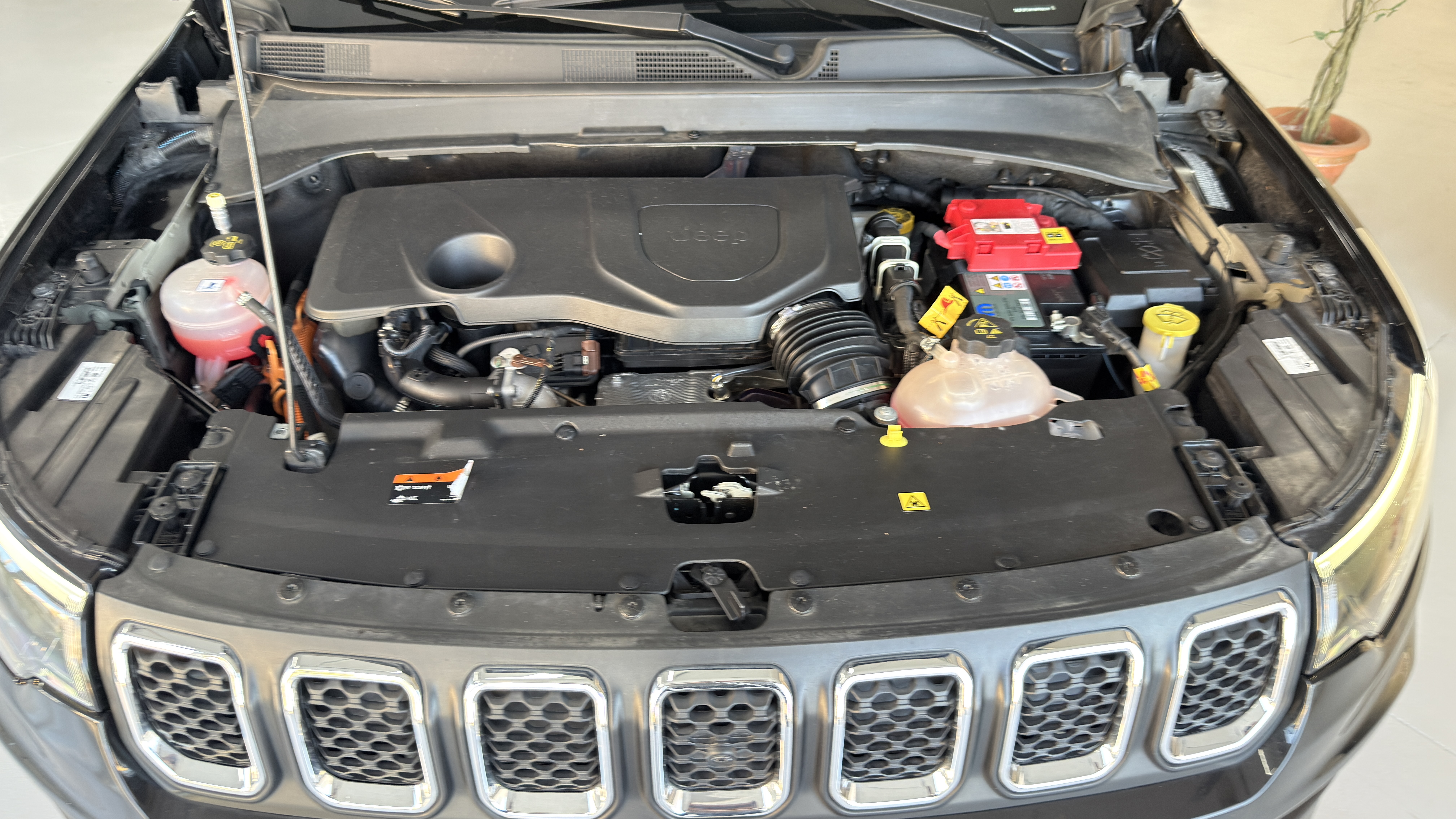 Jeep Compass 1.3turbo Phew 4xe Limited Automatica