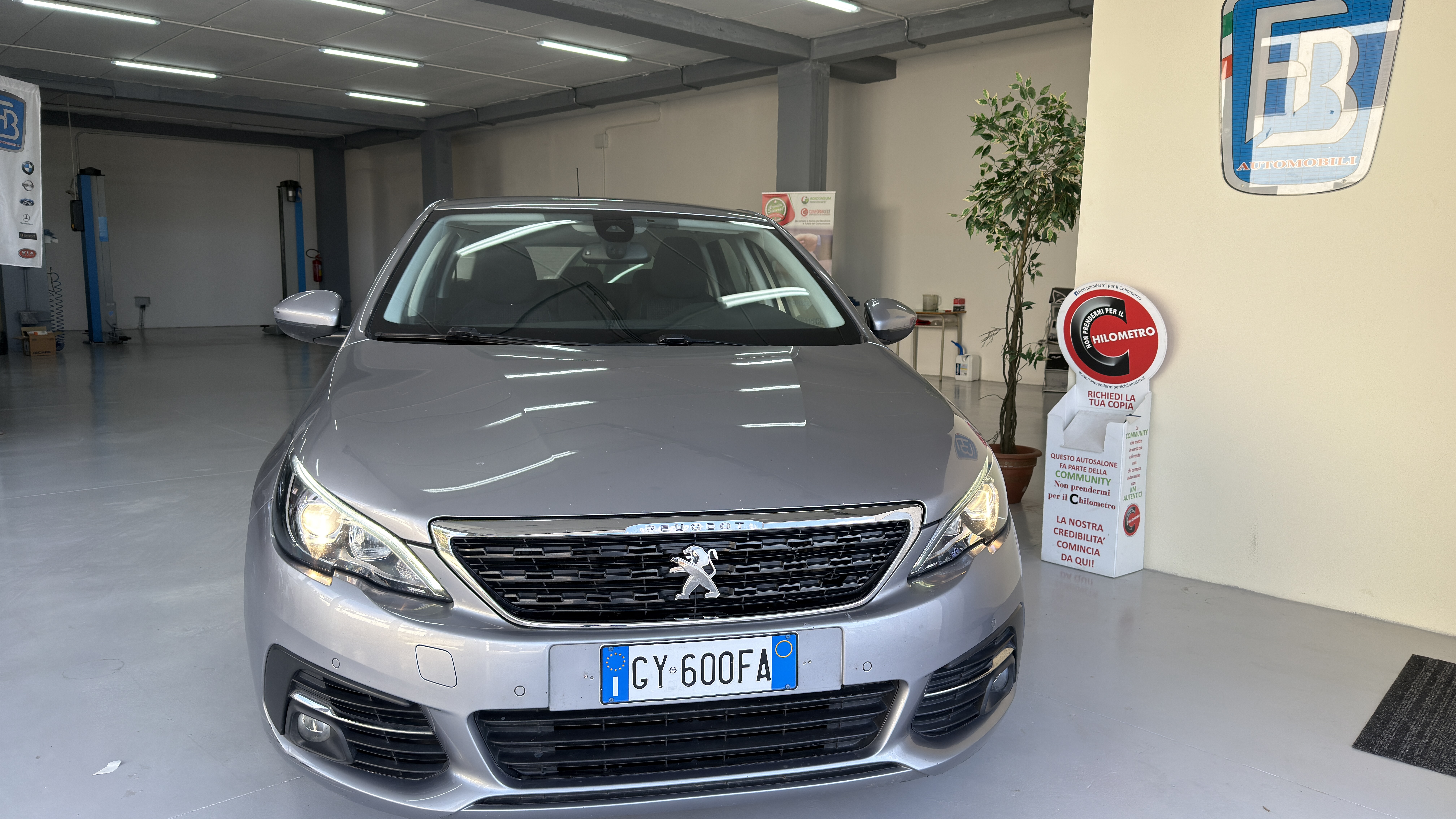 Peugeot 308 1.5 BlueHDi 130 S&S SW Allure