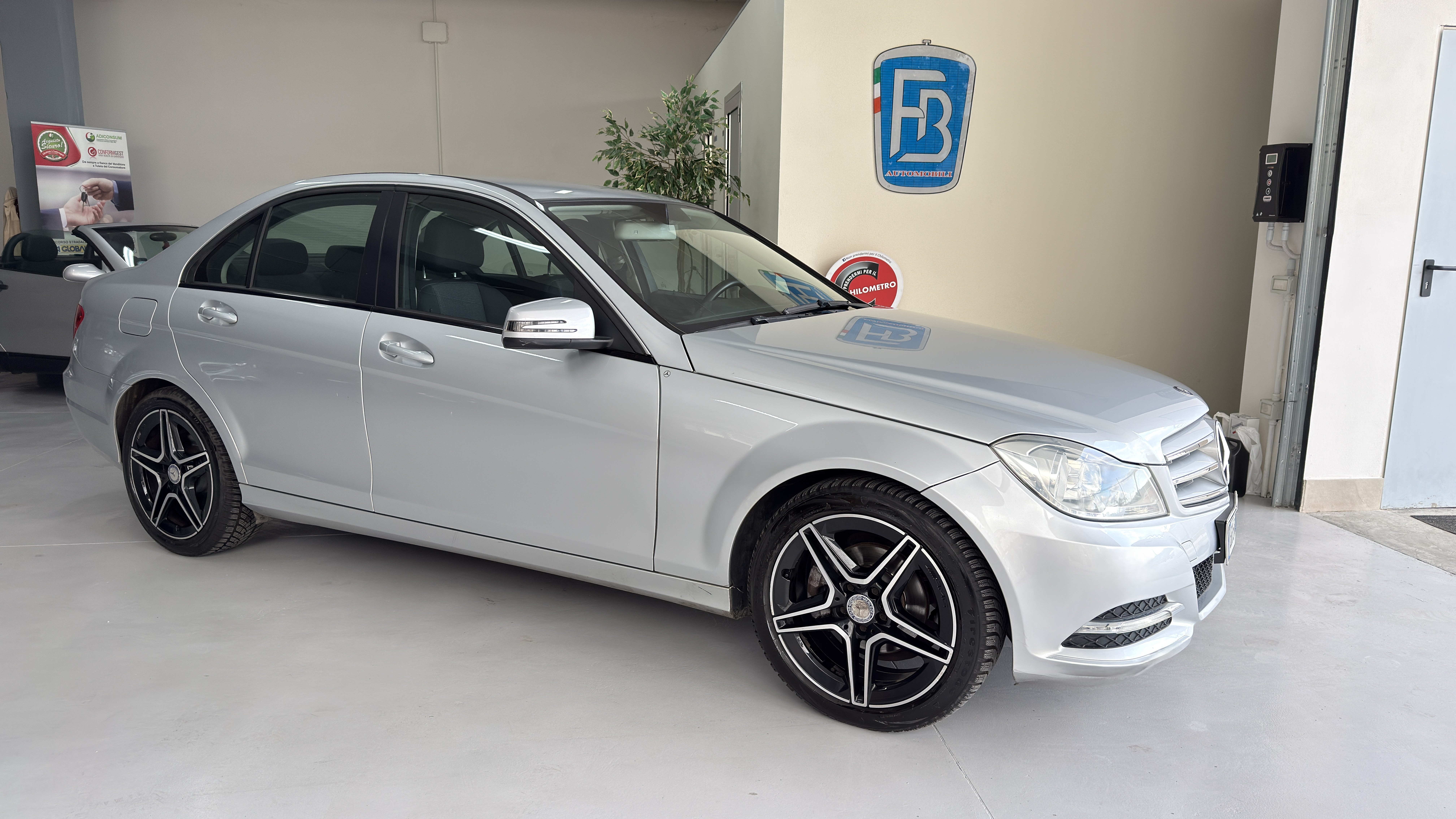 Mercedes-Benz C 180 Classe C Berlina cdi (be) Trend Uniproprietario