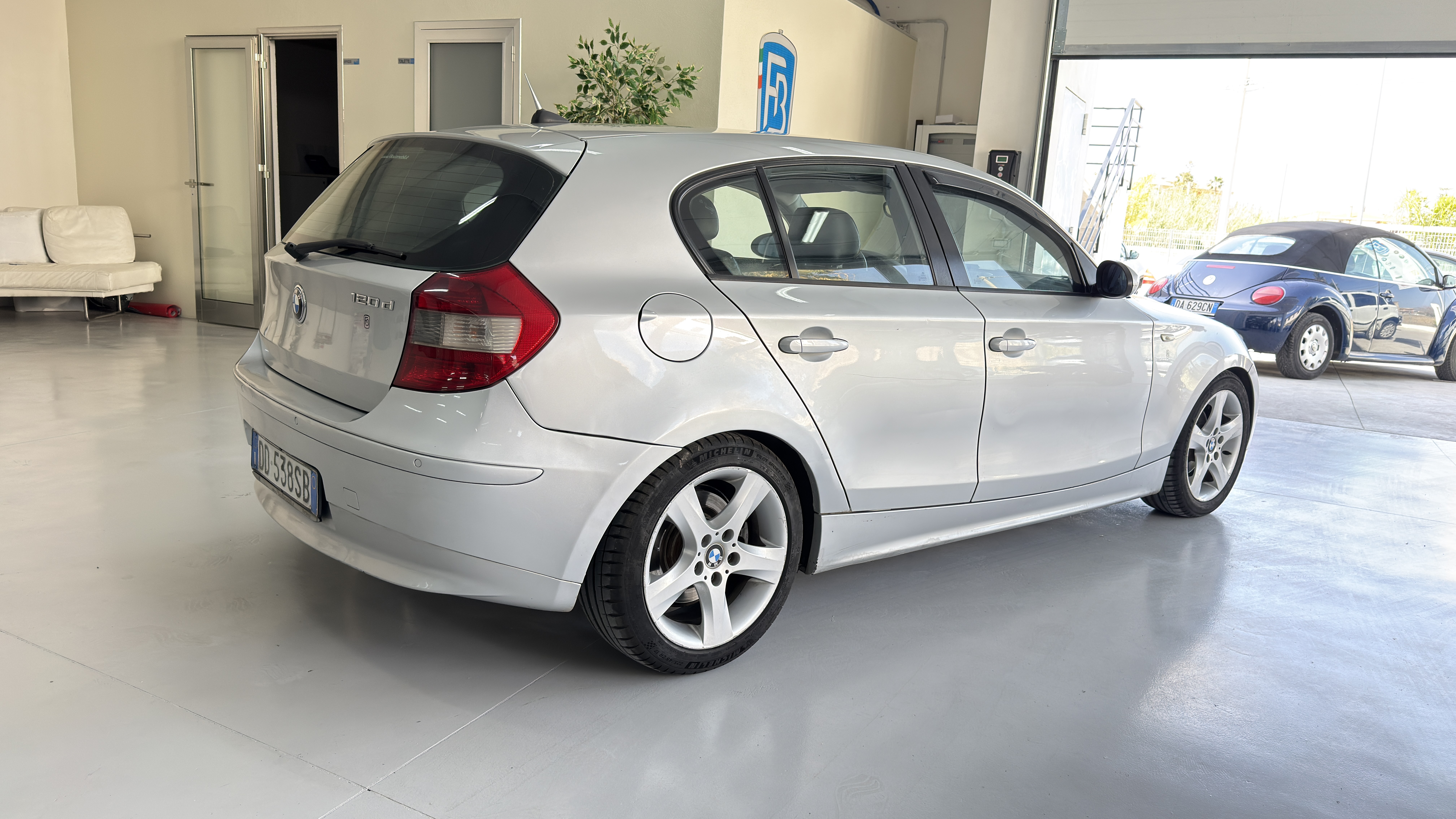 BMW 120 Serie 1 E87 2004 120d Futura