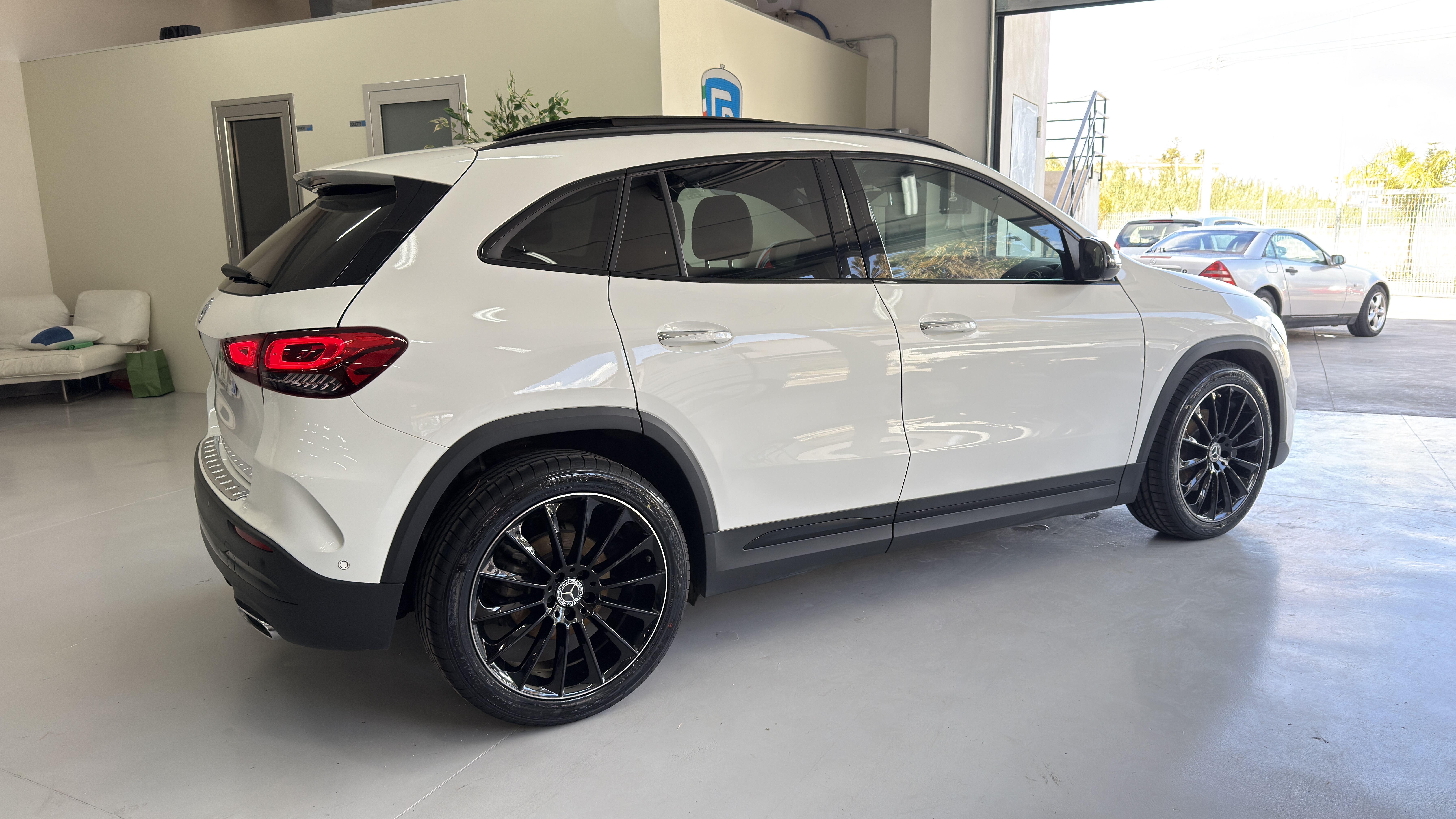 Mercedes-Benz GLA 200 GLA 200 d Premium AMG automatica Aziendale