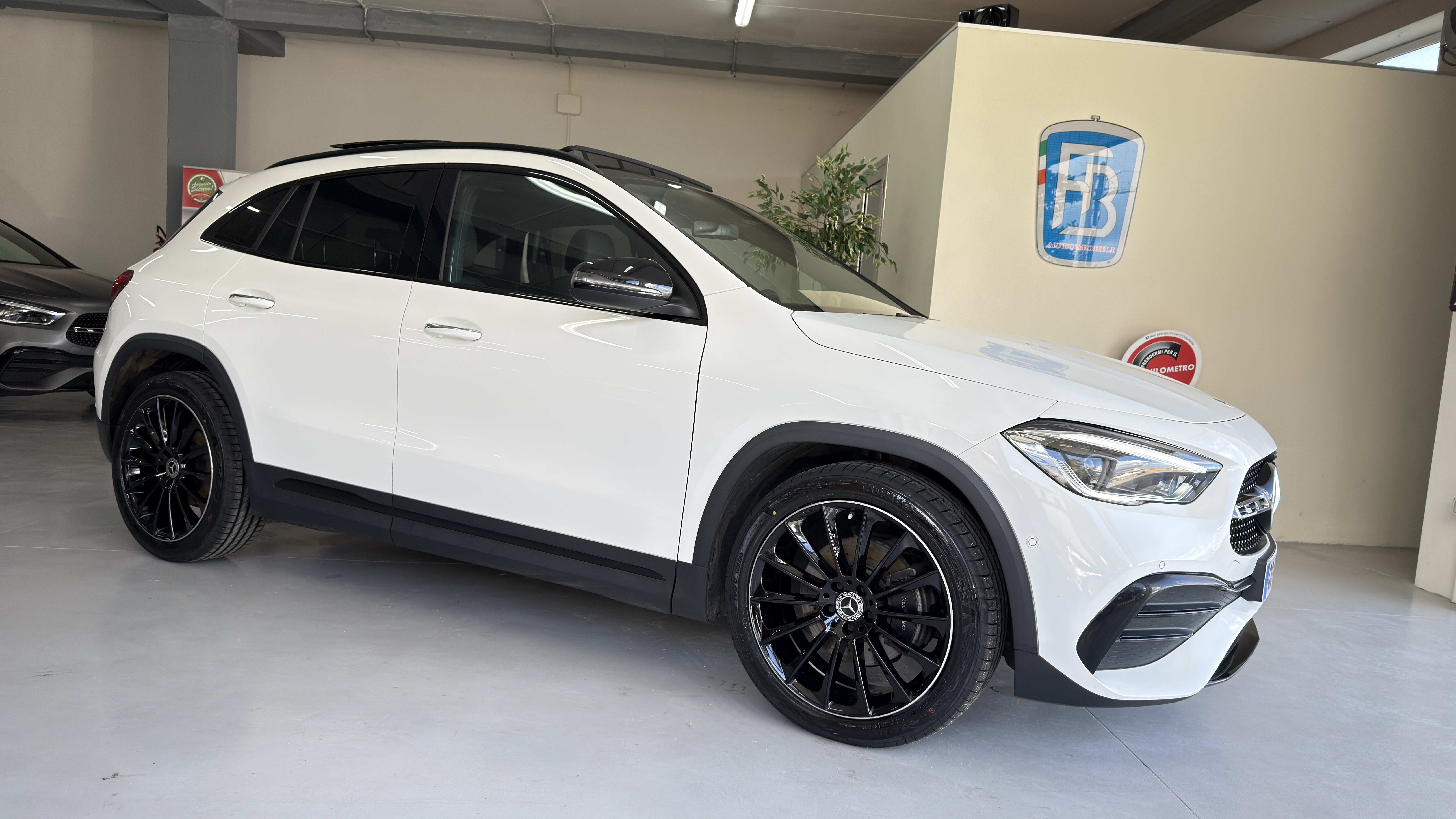 Mercedes-Benz GLA 200 GLA 200 d Premium AMG automatica Aziendale