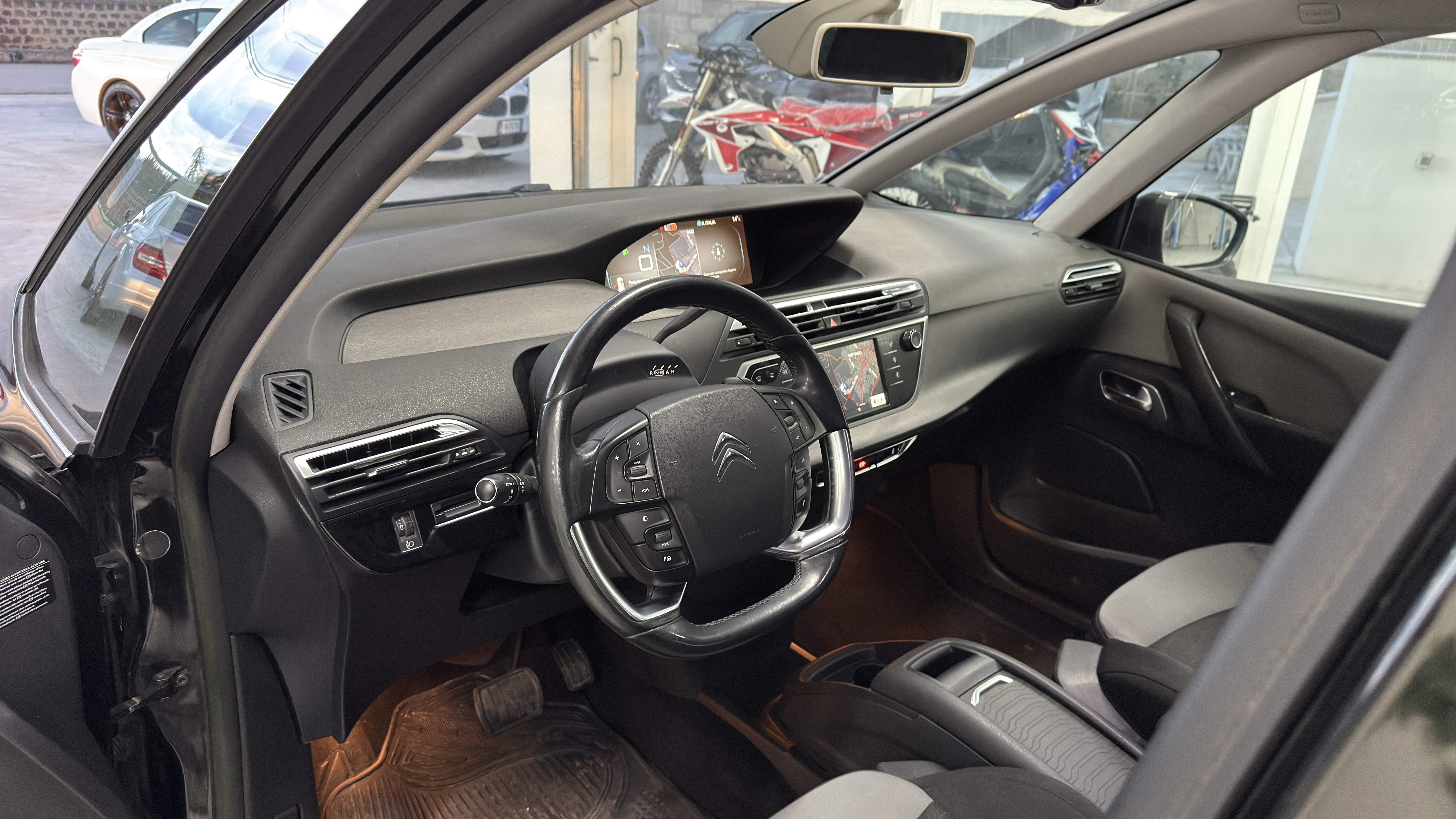 Citroen Grand C4 Picasso 1.6 e-hdi Exclusive 115cv etg6