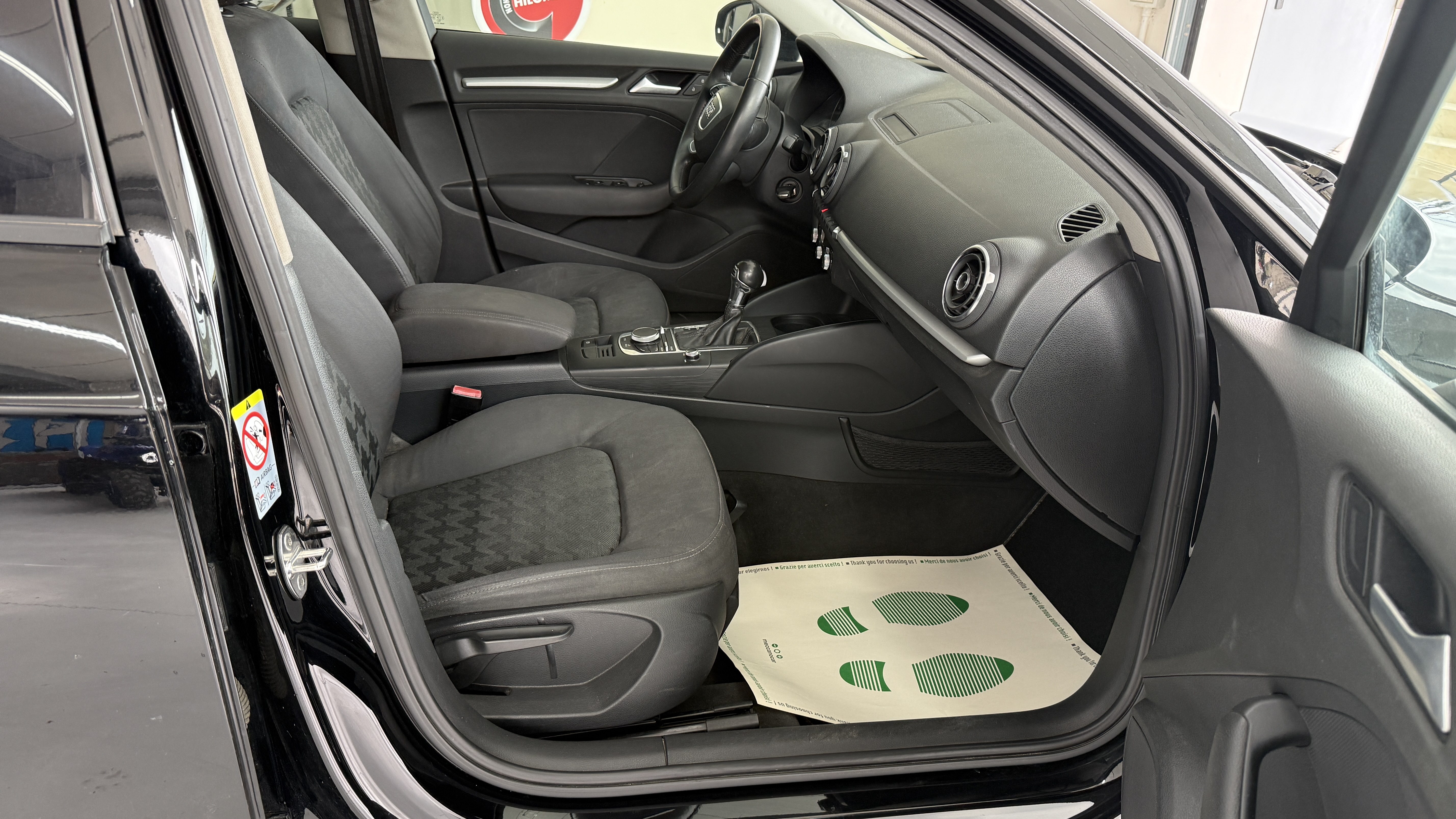 Audi A3 SportBack 1.6Tdi 105Cv. Ambition S-tronic
