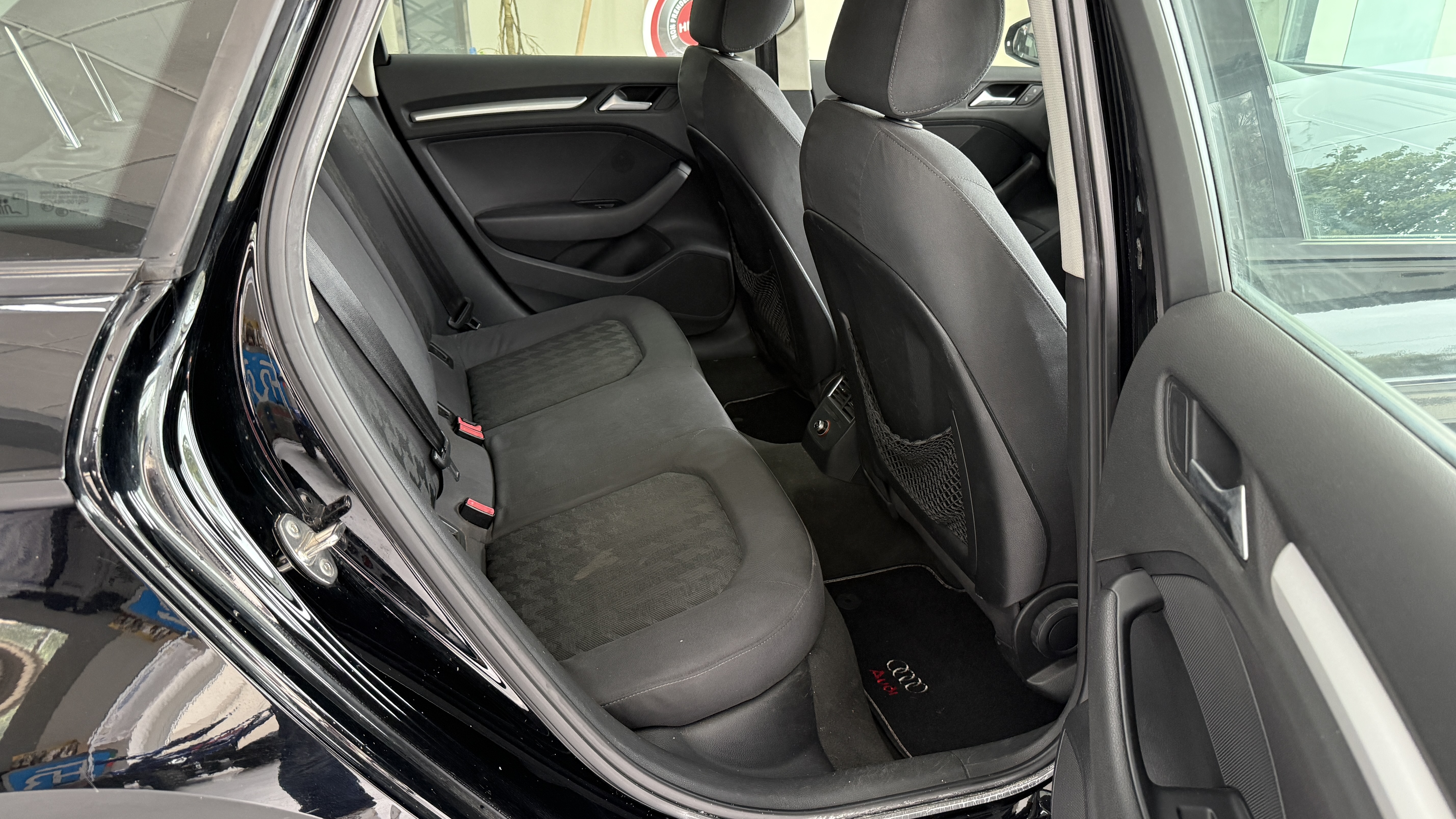 Audi A3 SportBack 1.6Tdi 105Cv. Ambition S-tronic