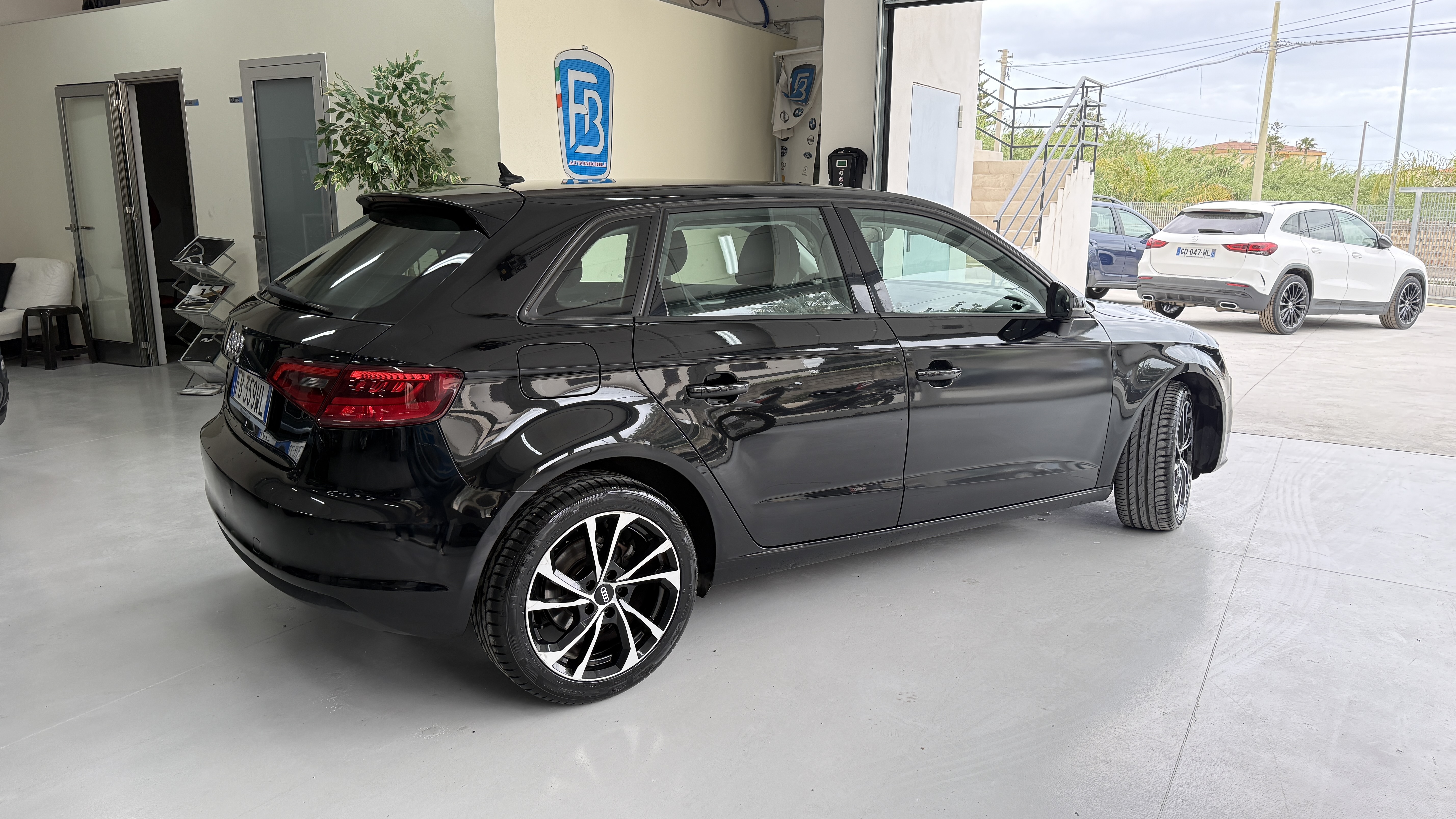 Audi A3 SportBack 1.6Tdi 105Cv. Ambition S-tronic