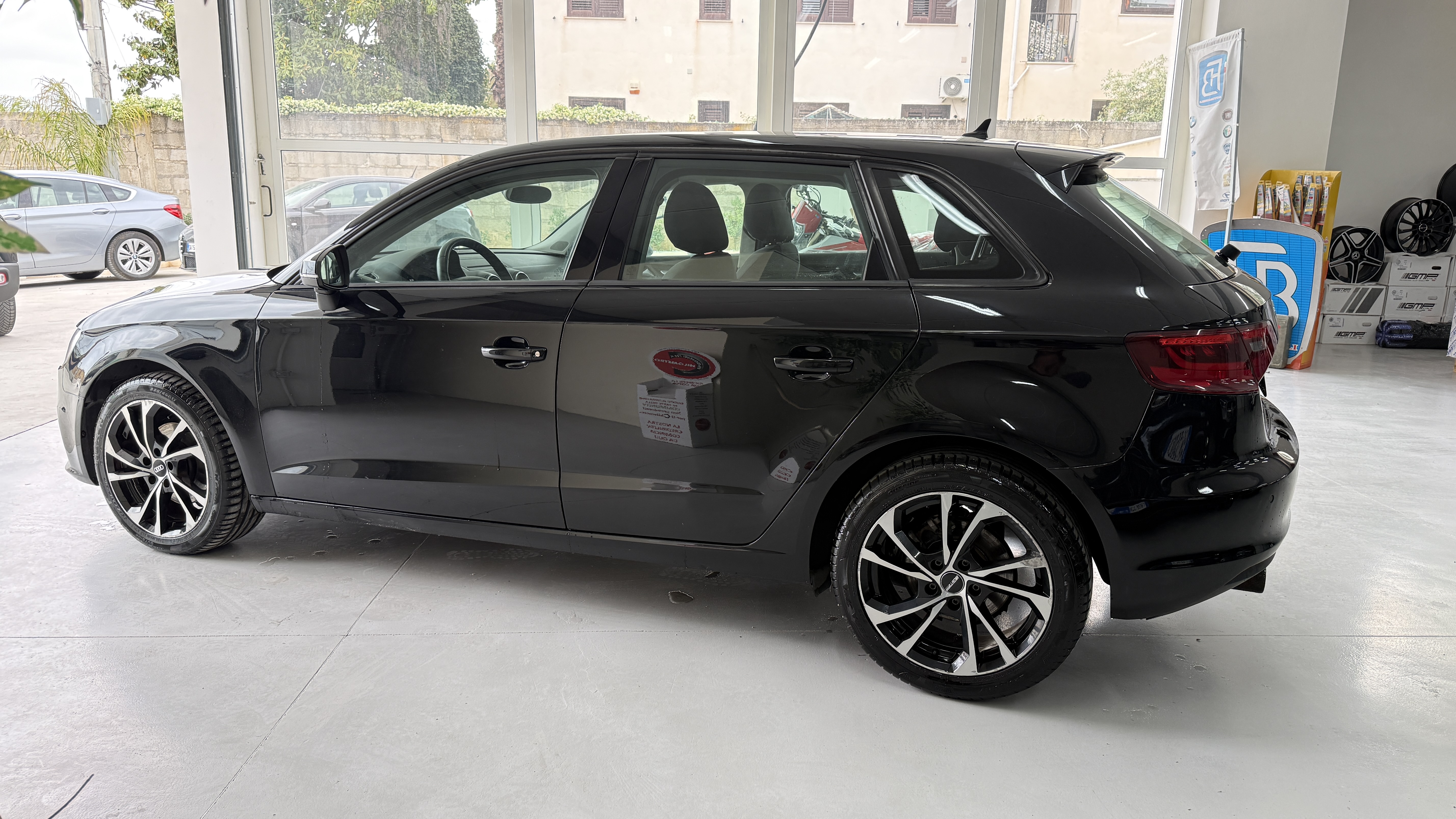 Audi A3 SportBack 1.6Tdi 105Cv. Ambition S-tronic