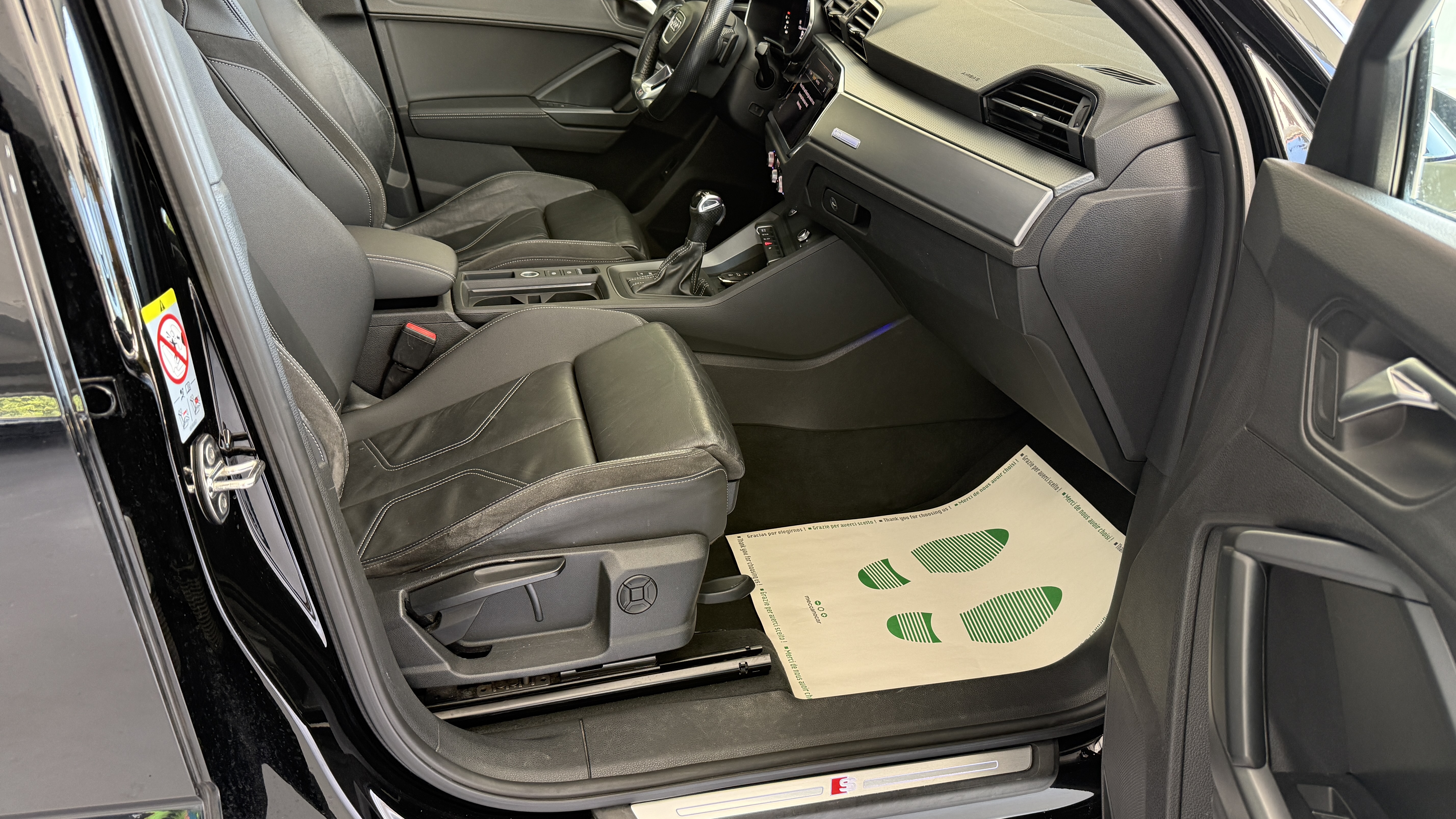 Audi Q3 SBK 35tdi SLine Interior & Exterior