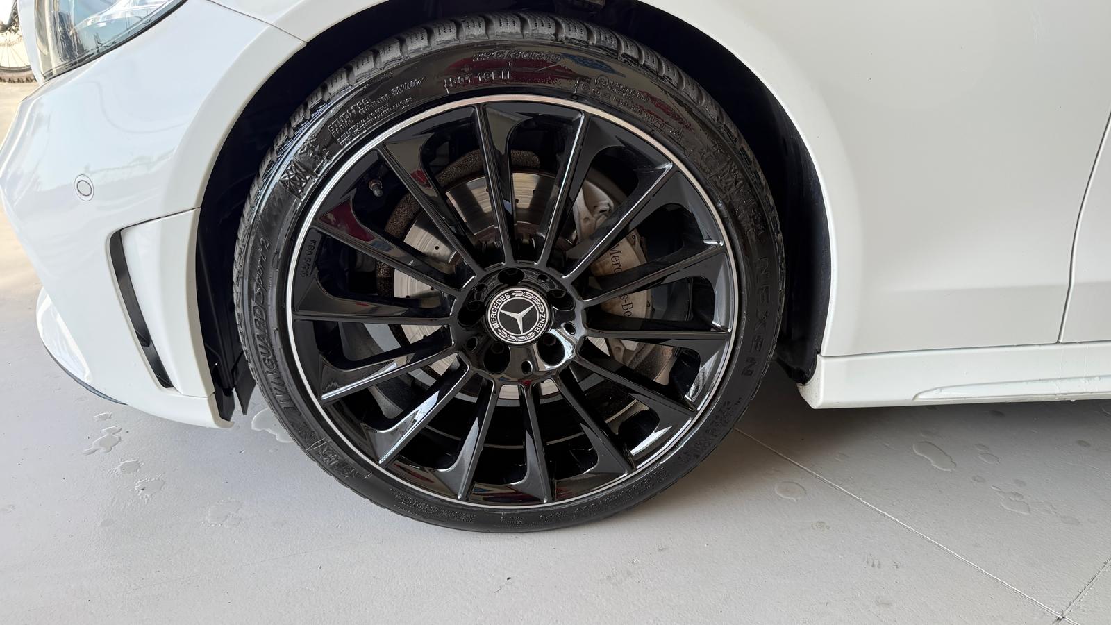 Mercedes C220d Cabrio Premium Plus AMG Automatica