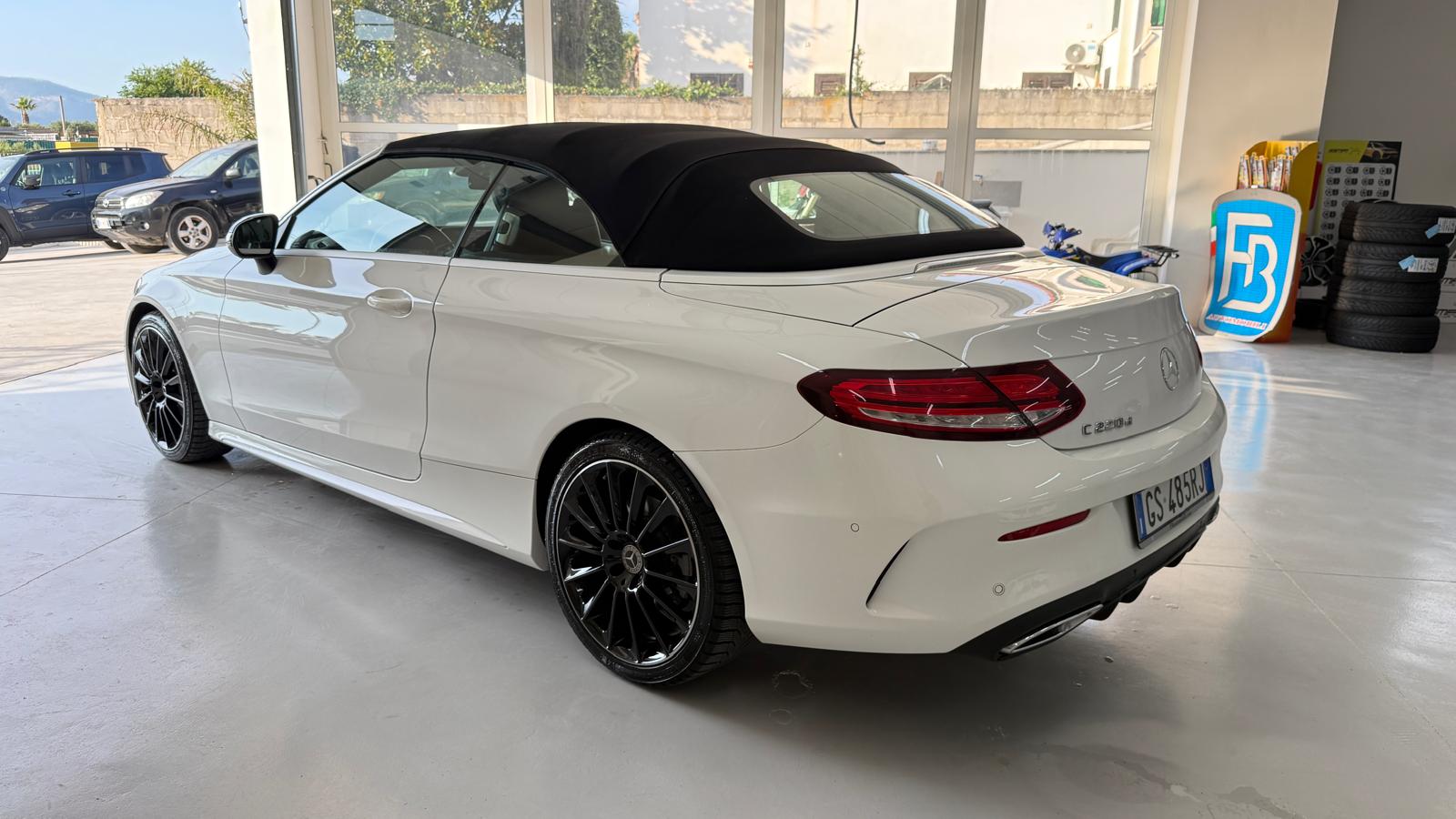 Mercedes C220d Cabrio Premium Plus AMG Automatica