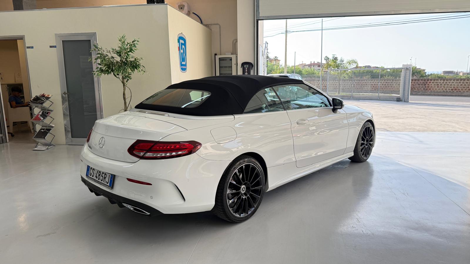 Mercedes C220d Cabrio Premium Plus AMG Automatica