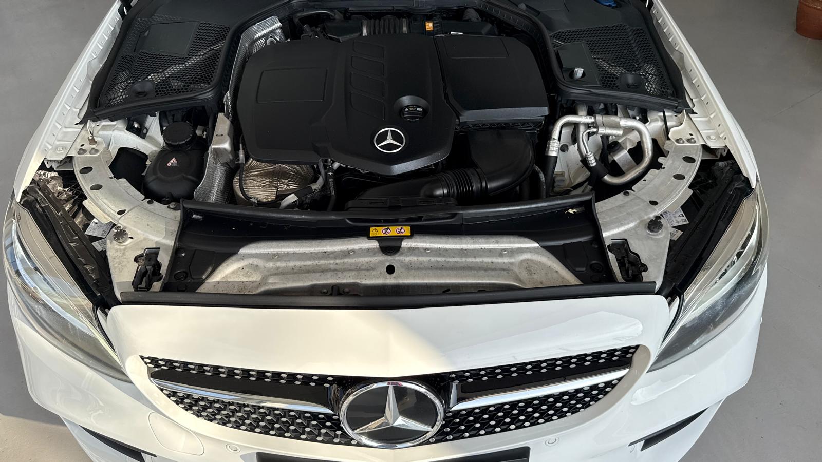 Mercedes C220d Cabrio Premium Plus AMG Automatica