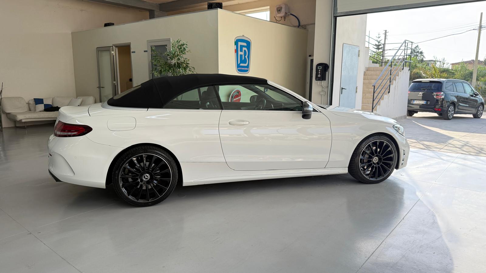 Mercedes C220d Cabrio Premium Plus AMG Automatica