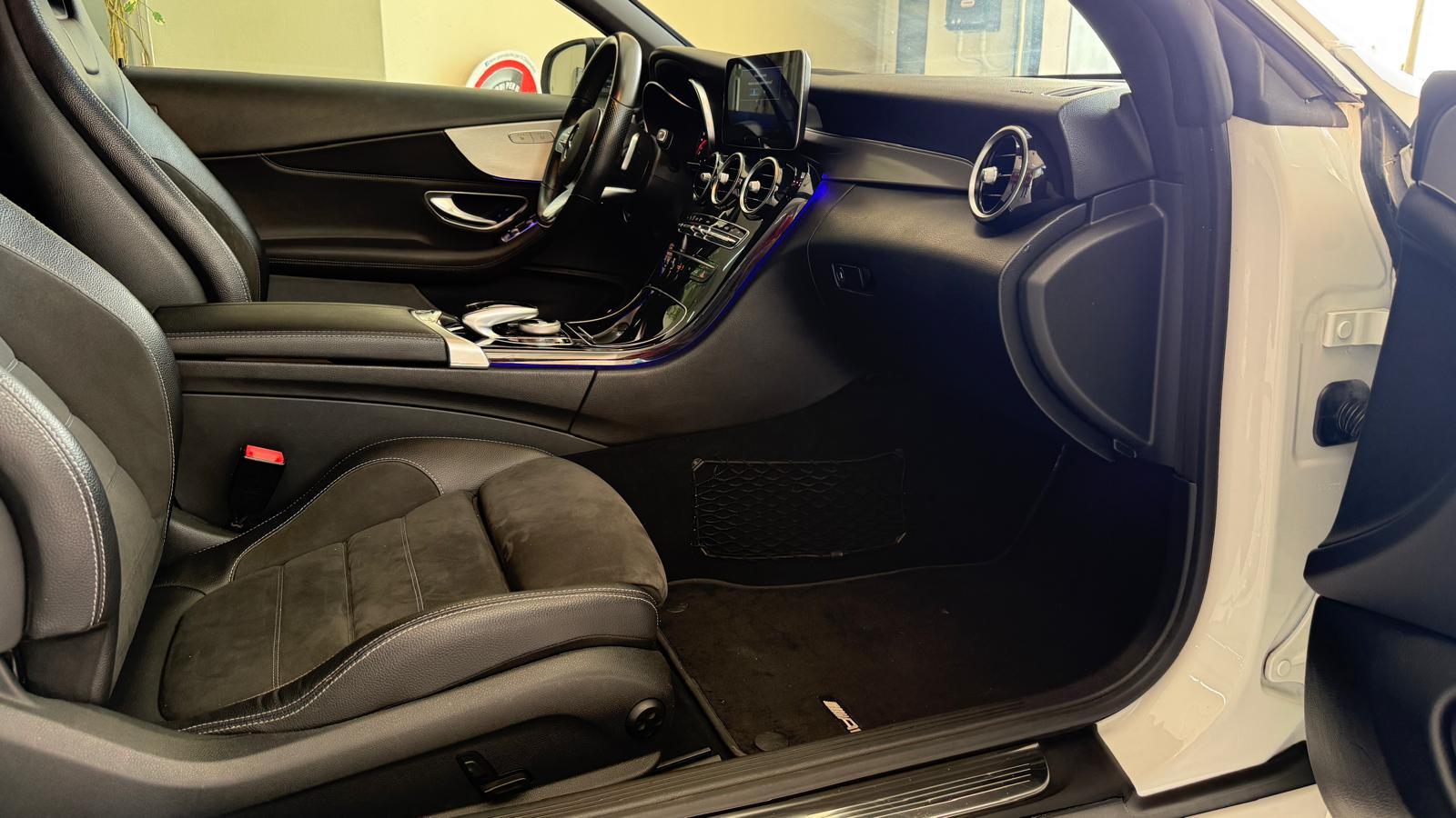Mercedes C220d Cabrio Premium Plus AMG Automatica
