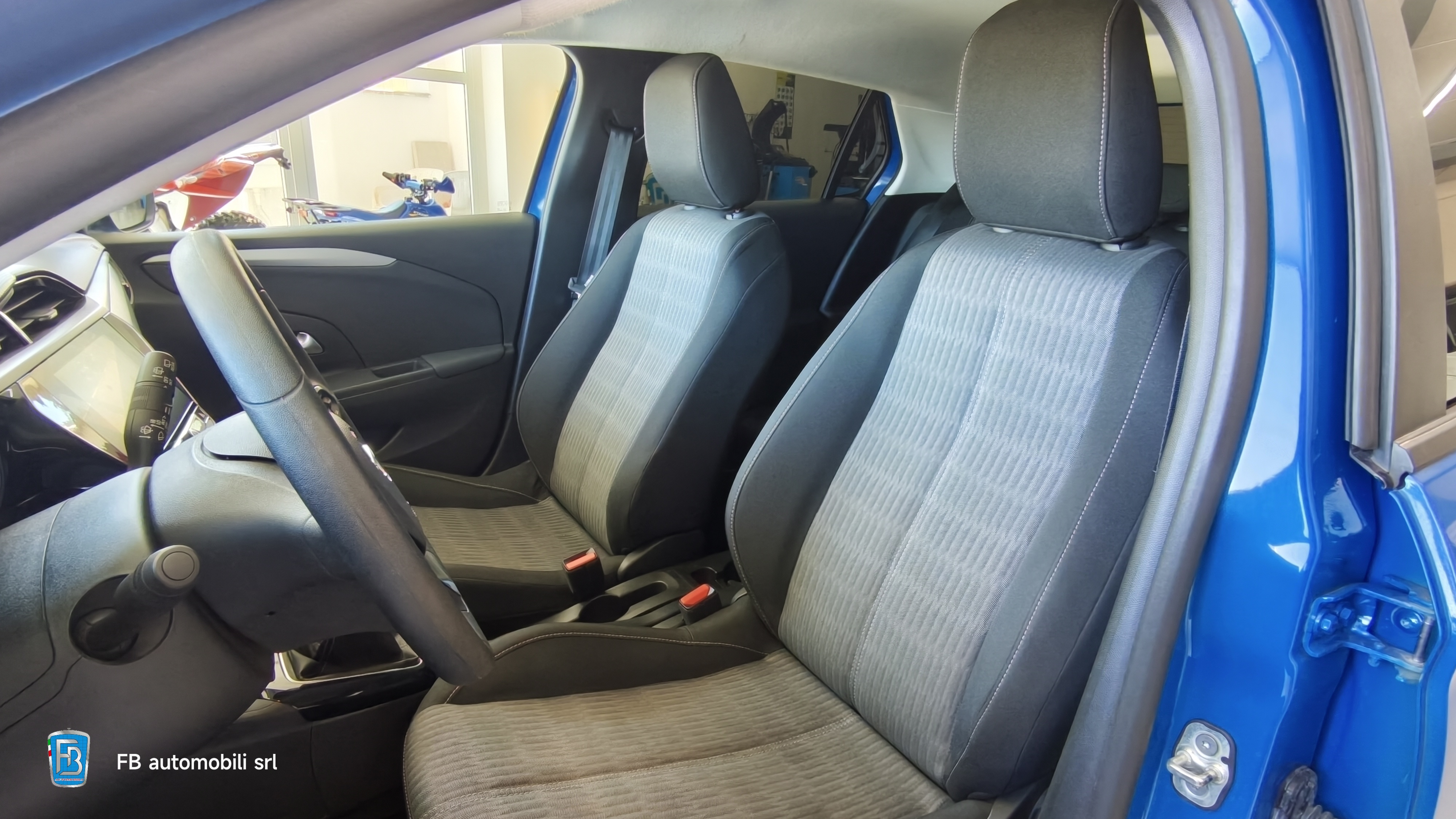 Opel Corsa 1.2i 75Cv. Edition Aziendale