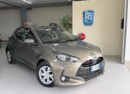 TOYOTA TOYOTA YARIS Hybrid Business
