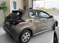 TOYOTA TOYOTA YARIS Hybrid Business
