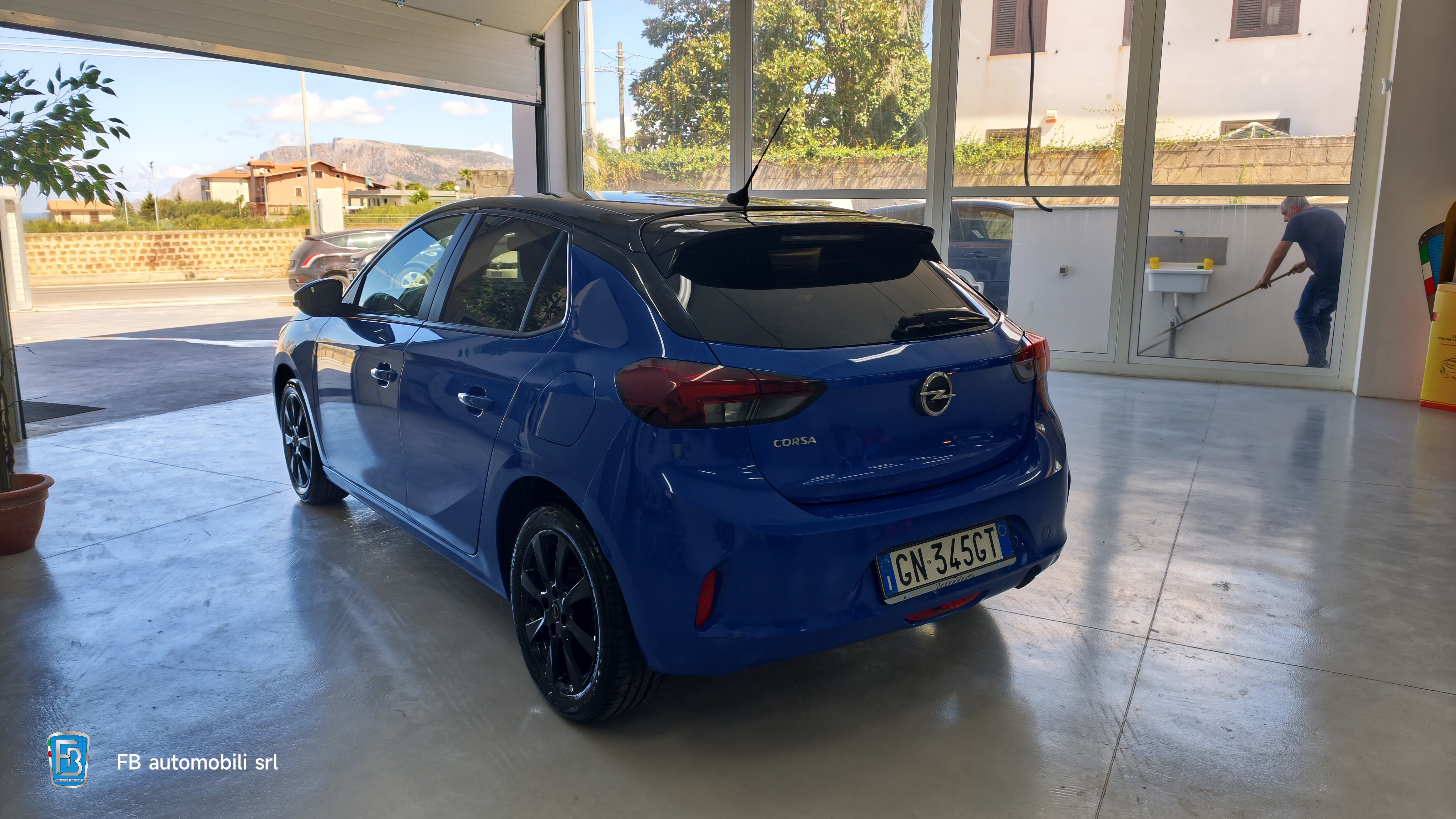 Opel Corsa 1.2i 75Cv. Edition Aziendale